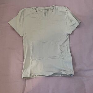 Seamless Aritzia shirt all four!